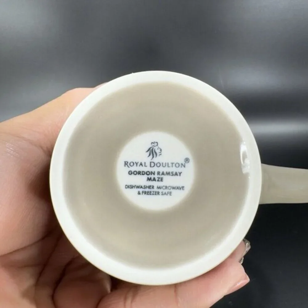 Royal Doulton GORDON RAMSAY Maze Taupe Coffee Mug Cup 2 Set Ceramic Mugs 14‎ oz